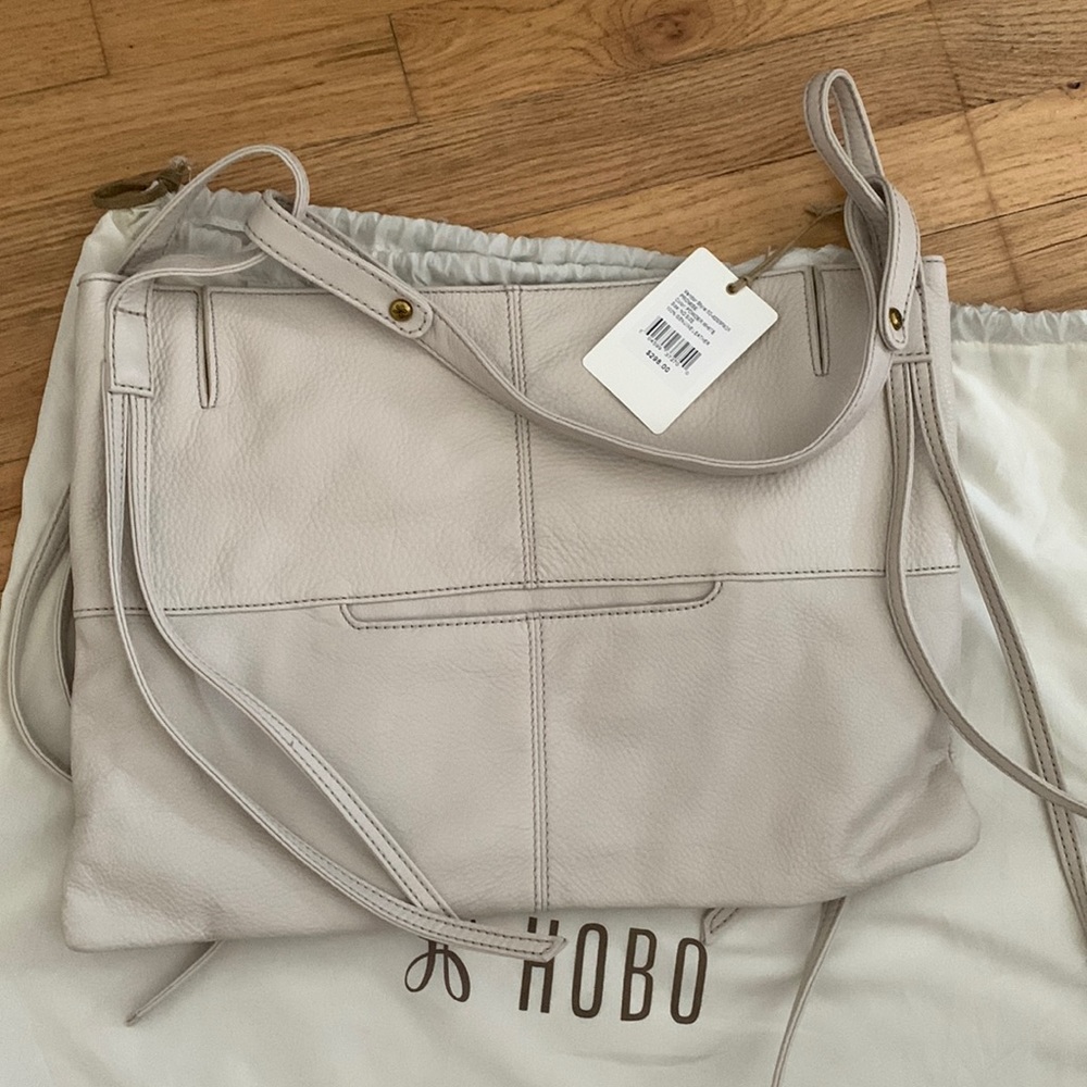 Hobo Promise Shoulder Bag / powder white